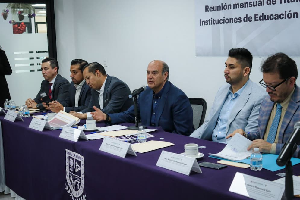 Natividad Castrejón encabeza reunión con titulares de Educación Superior en Hidalgo