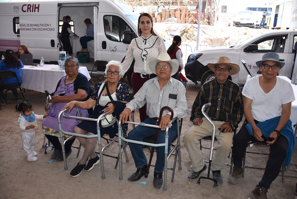 Unidades Móviles Gerontológicas del IAAMEH fortalecen la atención comunitaria