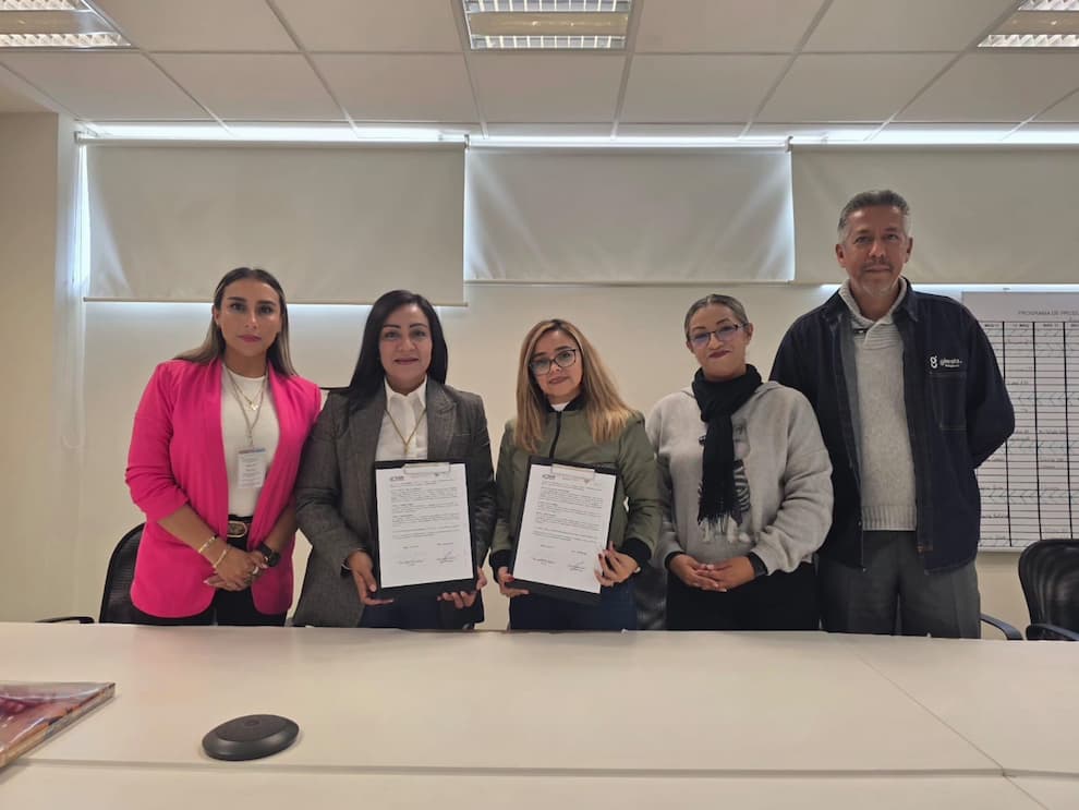 Alianza UTVAM-Glassia acerca estudiantes al sector productivo