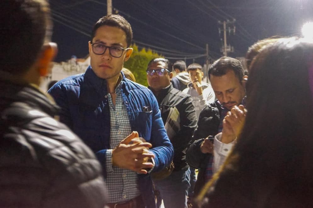 Pachuca interviene 27 privadas en San Carlos con rehabilitación de alumbrado público