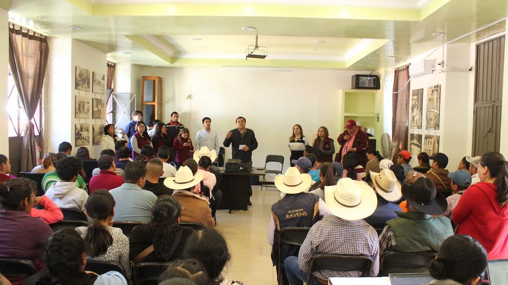 Avanza plan de reubicación de viviendas tras vaguada monzónica