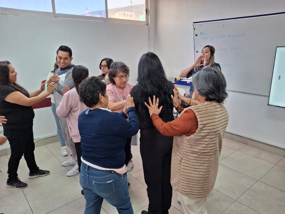 IAAMEH fortalece el bienestar de cuidadores de personas mayores