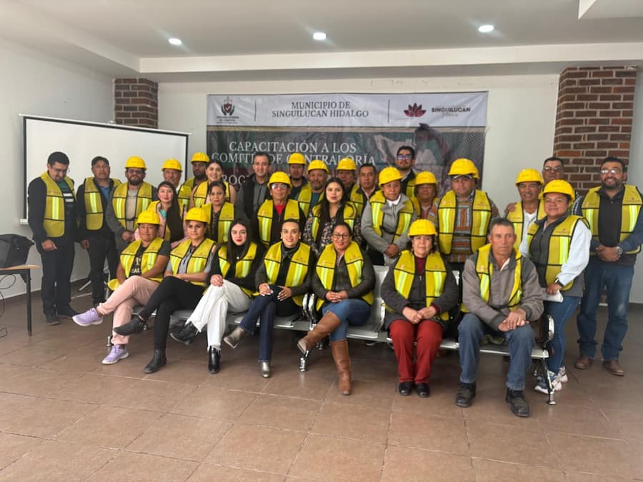 Capacita Contraloría a comités de vigilancia ciudadana