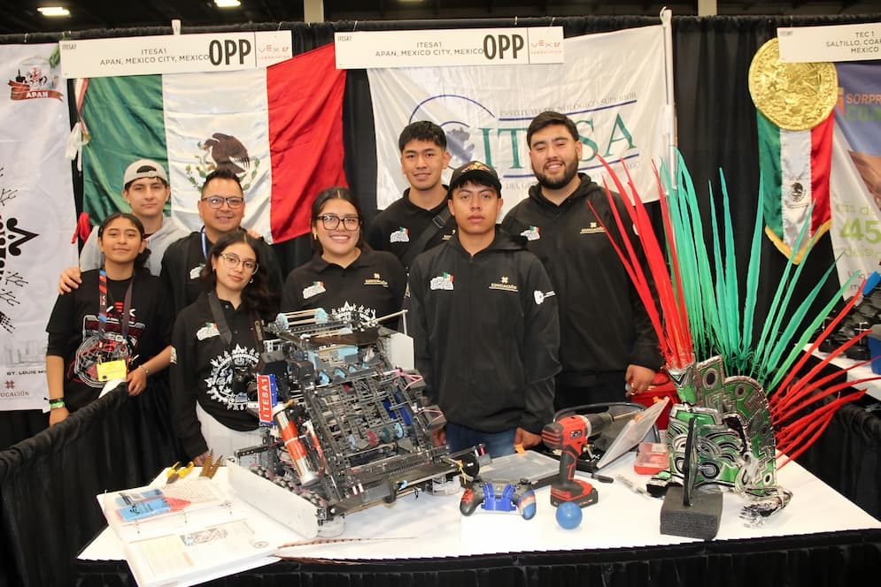 ITESA destaca en Mundial de Robótica VEX U 2026
