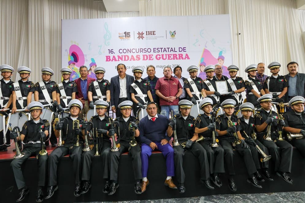 Realiza IHE concurso estatal de bandas de guerra