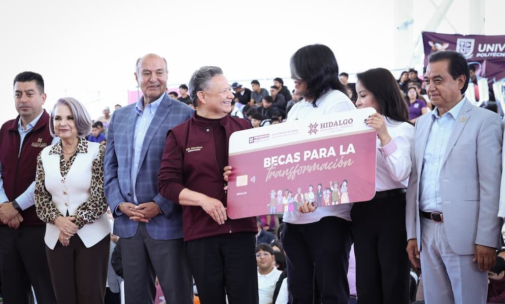 Hidalgo, segundo estado con más becas para universitarios: Julio Menchaca