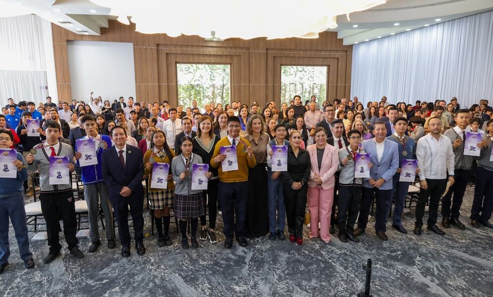 Premia SEPH a ganadores de la Olimpiada Hidalguense de Informática 2026
