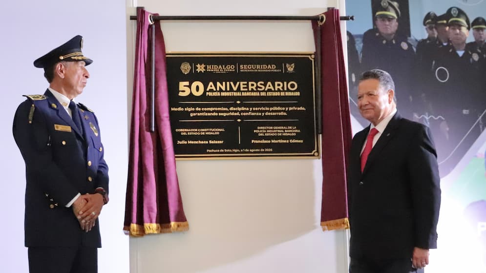 Julio Menchaca conmemora 50 años de la Policía Industrial Bancaria