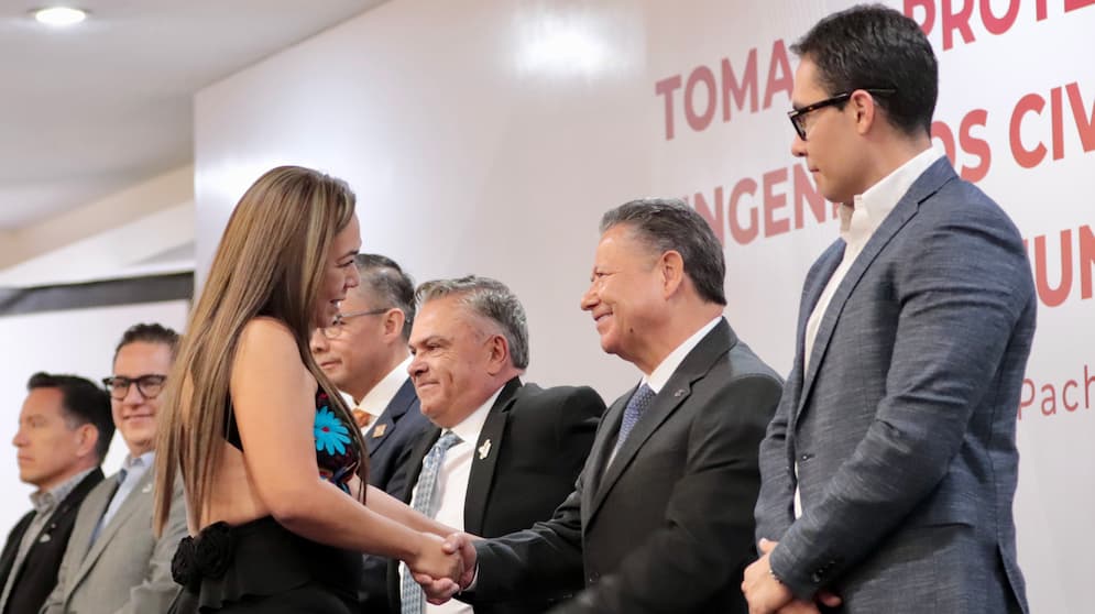 Julio Menchaca combate rezago en infraestructura pública; inversión supera 25 mil millones de pesos