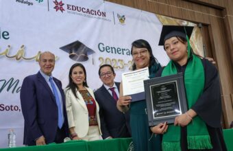 Natividad Castrejón encabeza graduación de estudiantes del Conalep Hidalgo