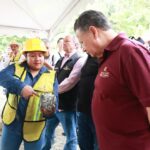 En Xochicoatlán, Julio Menchaca reafirma compromiso para reconstruir Hidalgo