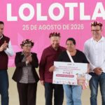 Como parte de las Rutas de la Transformación para la Reconstrucción, el gobernador Julio Menchaca Salazar visitó el municipio de Lolotla para entregar apoyos productivos dirigidos a mujeres rurales y pequeños productores, además de dar seguimiento a las acciones de infraestructura que se han realizado en la zona.