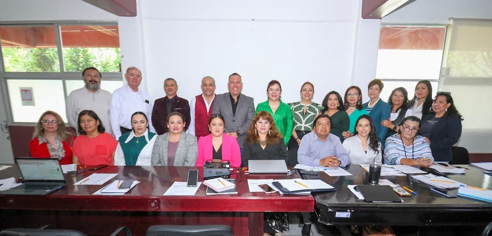 De cara al ciclo escolar 2026-2027, la Secretaría de Educación Pública de Hidalgo (SEPH) fortalece la coordinación y planeación académica de la educación básica, mediante acciones orientadas a acompañar el trabajo de las comunidades educativas en el estado. 