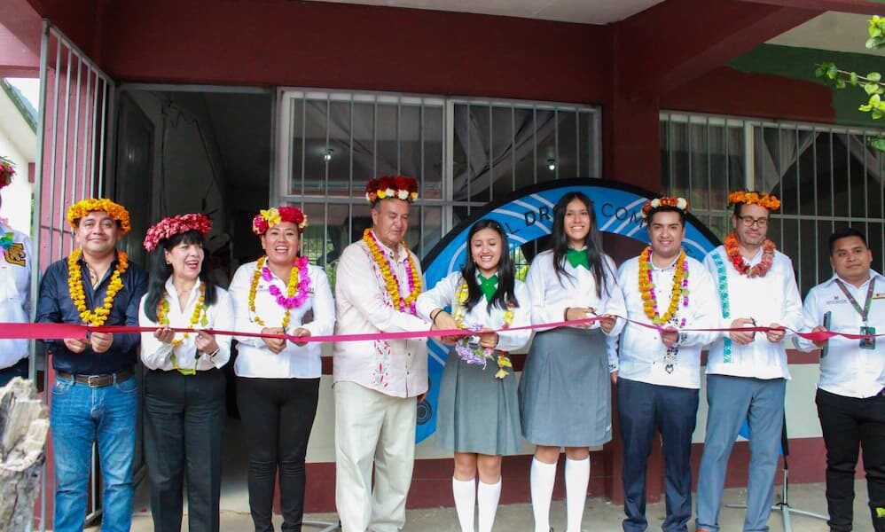Gobierno de Hidalgo inaugura nuevos laboratorios STEM en San Agustín Metzquititlán y Huazalingo