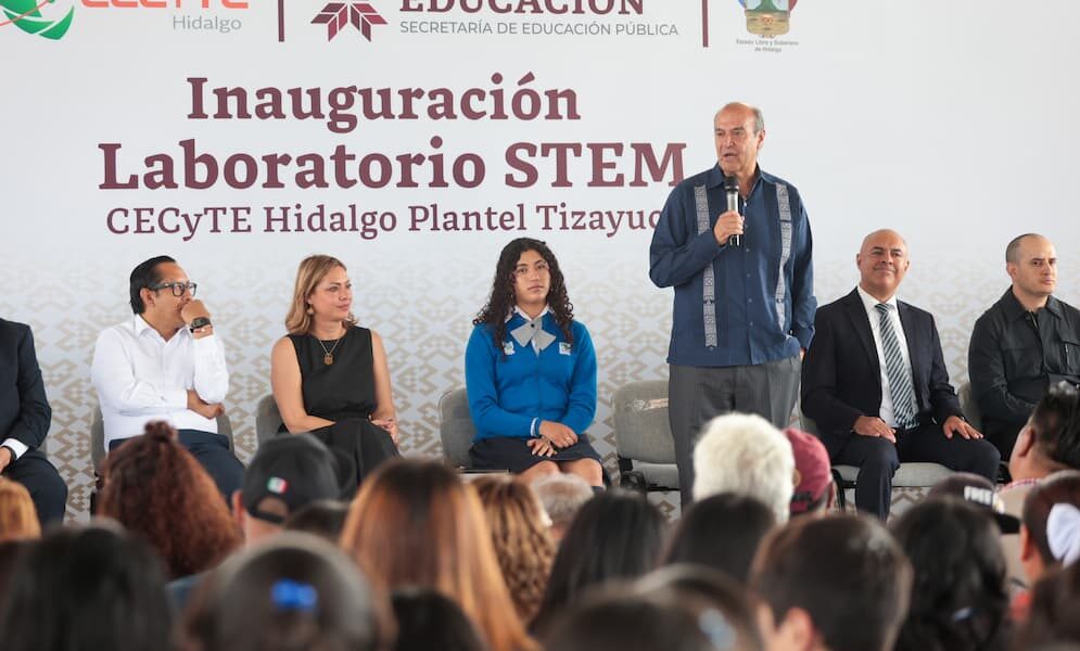 Hidalgo fortalece al CECYTEH con nuevas carreras y laboratorio STEM en Tizayuca