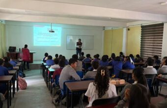 En Hidalgo, la prevención y la atención oportuna de la salud mental son ejes prioritarios de las acciones del gobierno de Julio Menchaca Salazar, que, a través de la Secretaría de Salud estatal (SSH), promueve la detección temprana de señales de alerta, la orientación profesional y la construcción de entornos donde las personas puedan solicitar ayuda sin temor a ser juzgadas.