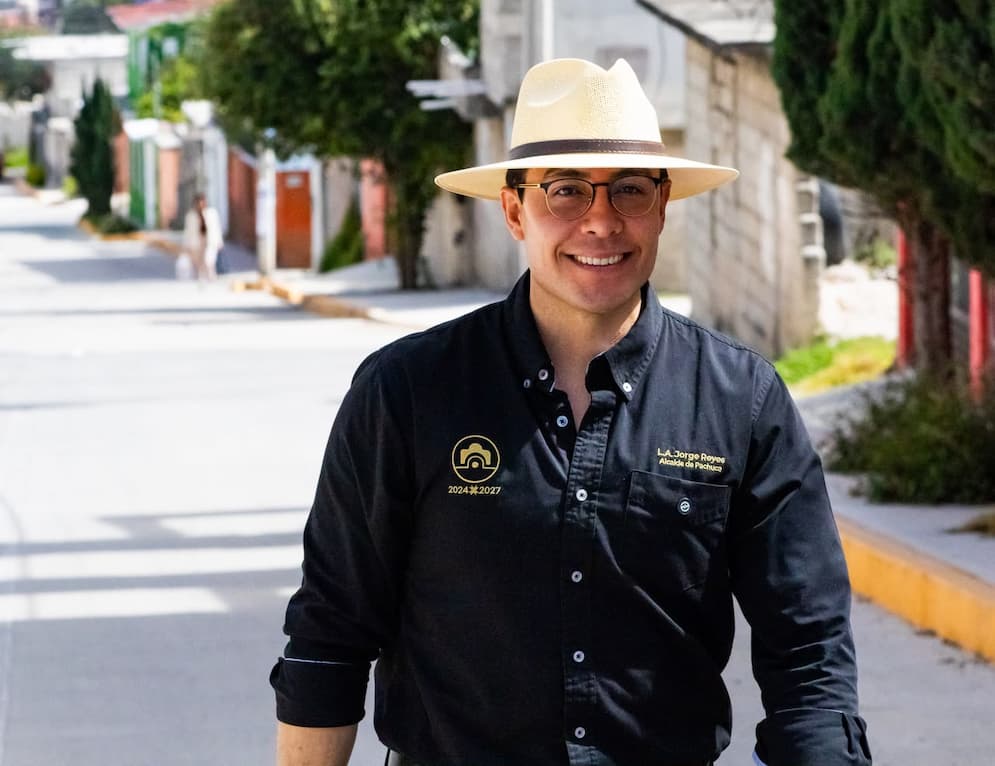 Jorge Reyes impulsa obras que benefician a las familias de Matilde